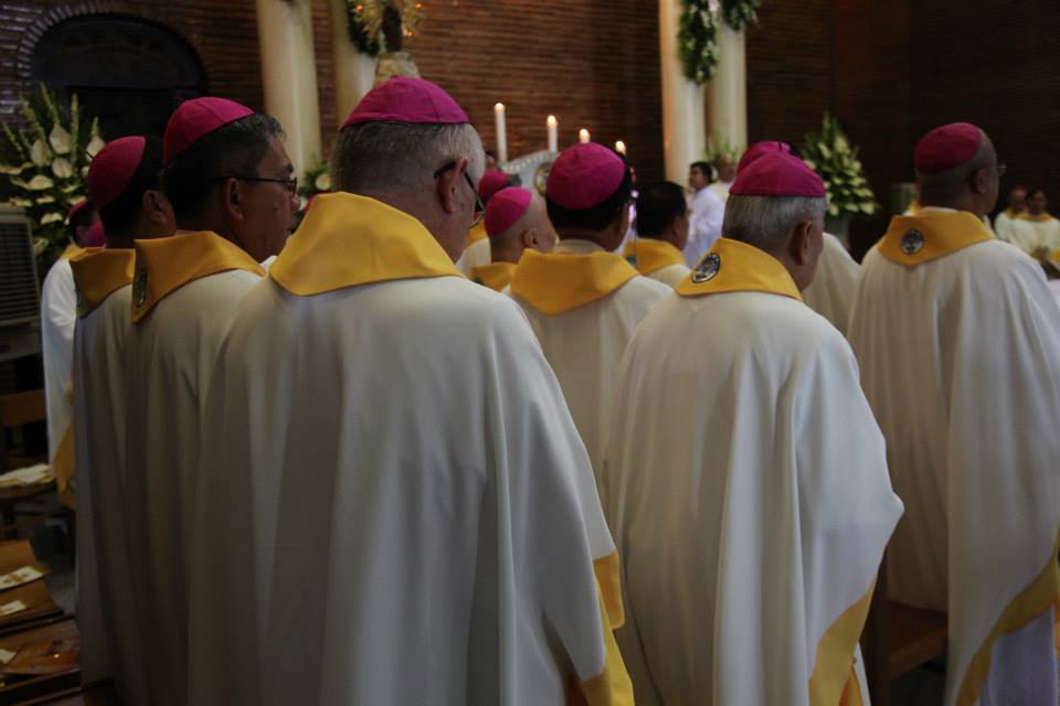 Bishop Reynaldo with other Bishops (1)
